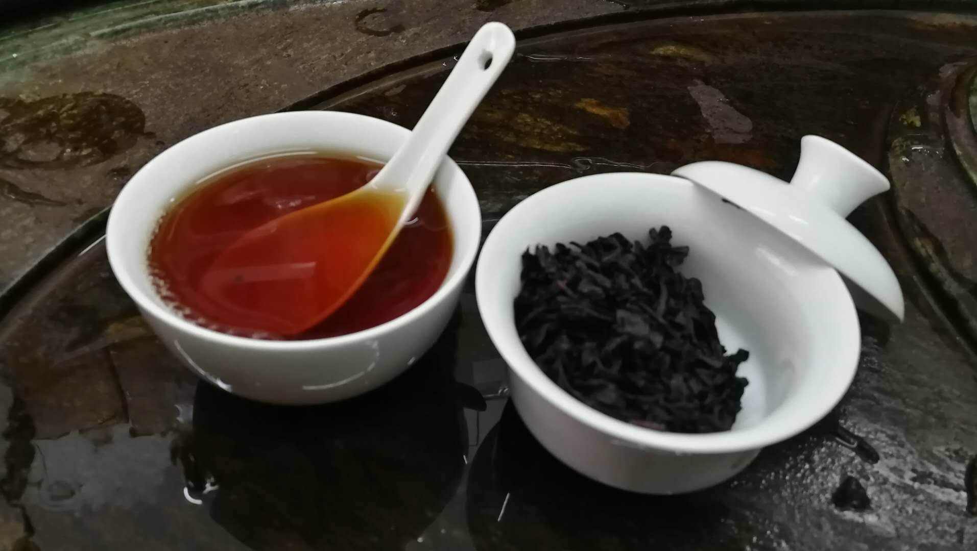 Oolong Tea, Rougui oolong tea